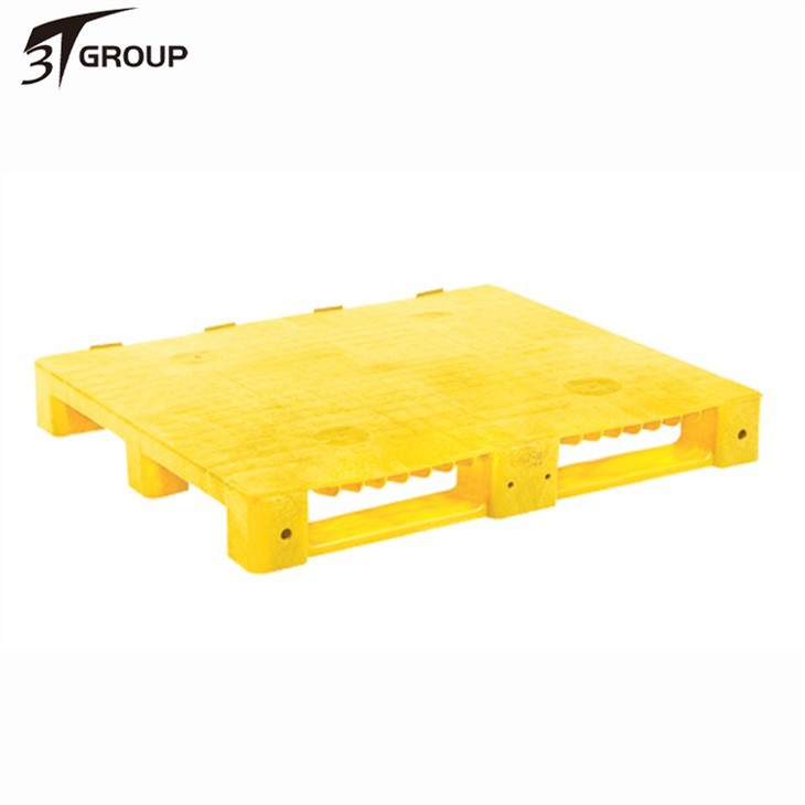 solid top plastic pallets PRICE